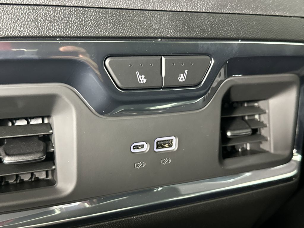 new 2025 GMC Sierra 2500HD car, priced at $85,639