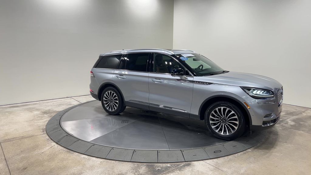 used 2023 Lincoln Aviator car, priced at $57,704