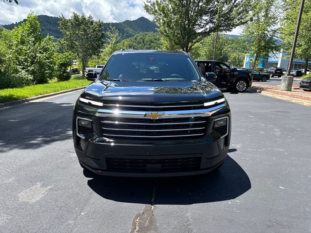new 2025 Chevrolet Traverse car, priced at $45,695
