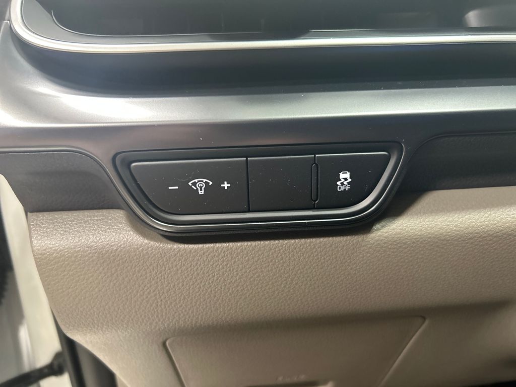 new 2025 Kia Carnival car, priced at $40,495