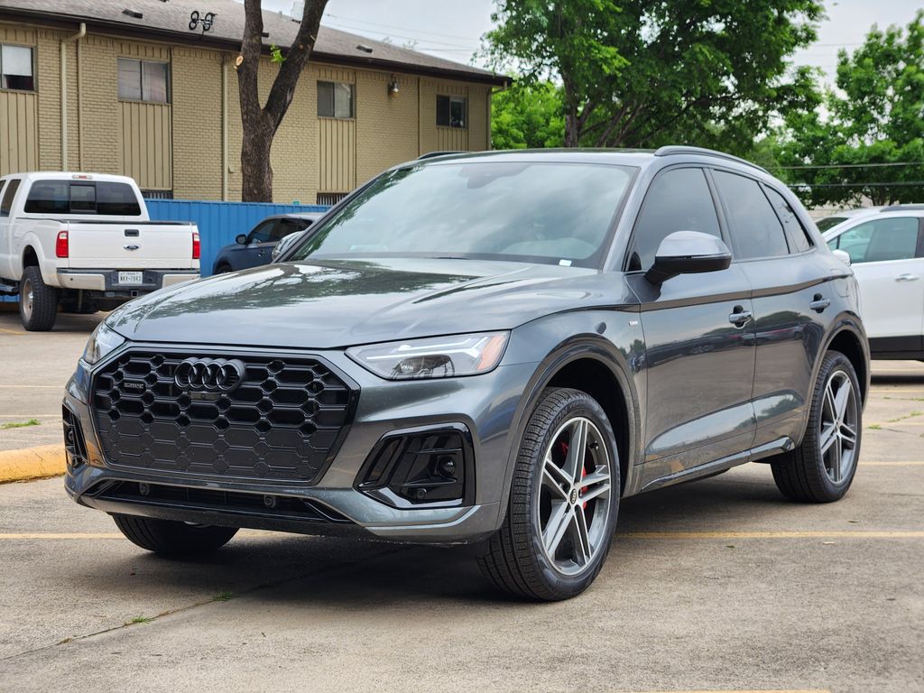 new 2025 Audi Q5 e car, priced at $69,385