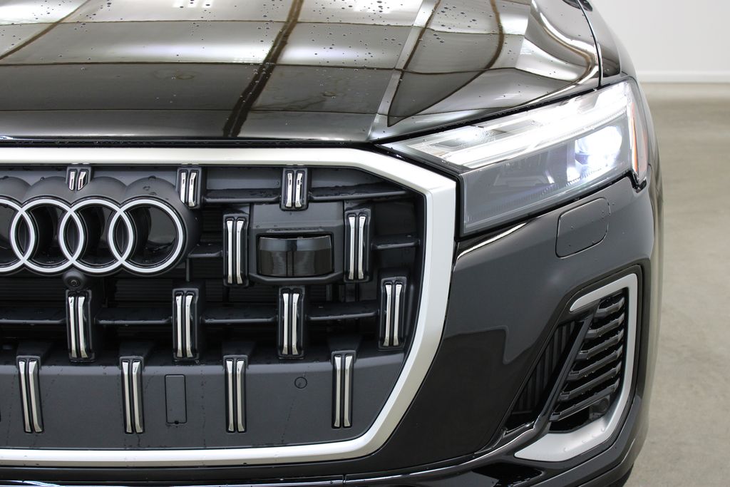 new 2025 Audi Q7 car, priced at $70,850