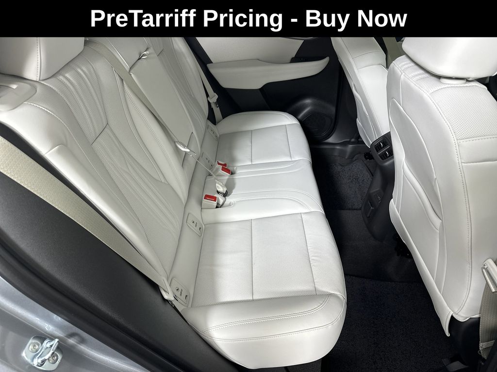new 2025 Buick Envision car, priced at $45,095