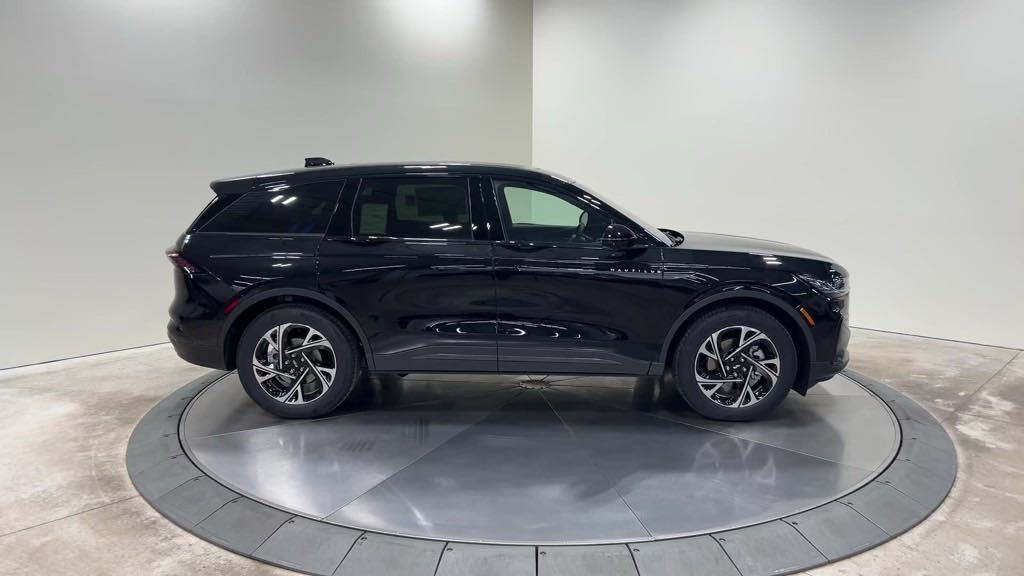 new 2024 Lincoln Nautilus car, priced at $61,285