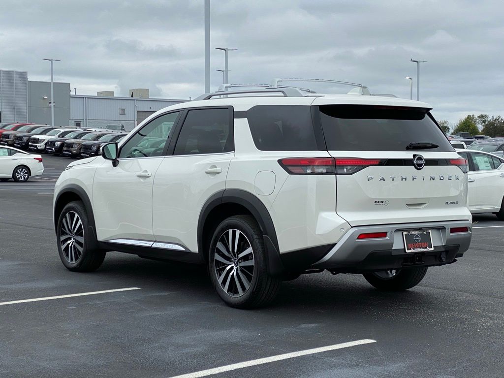 new 2024 Nissan Pathfinder car, priced at $45,235