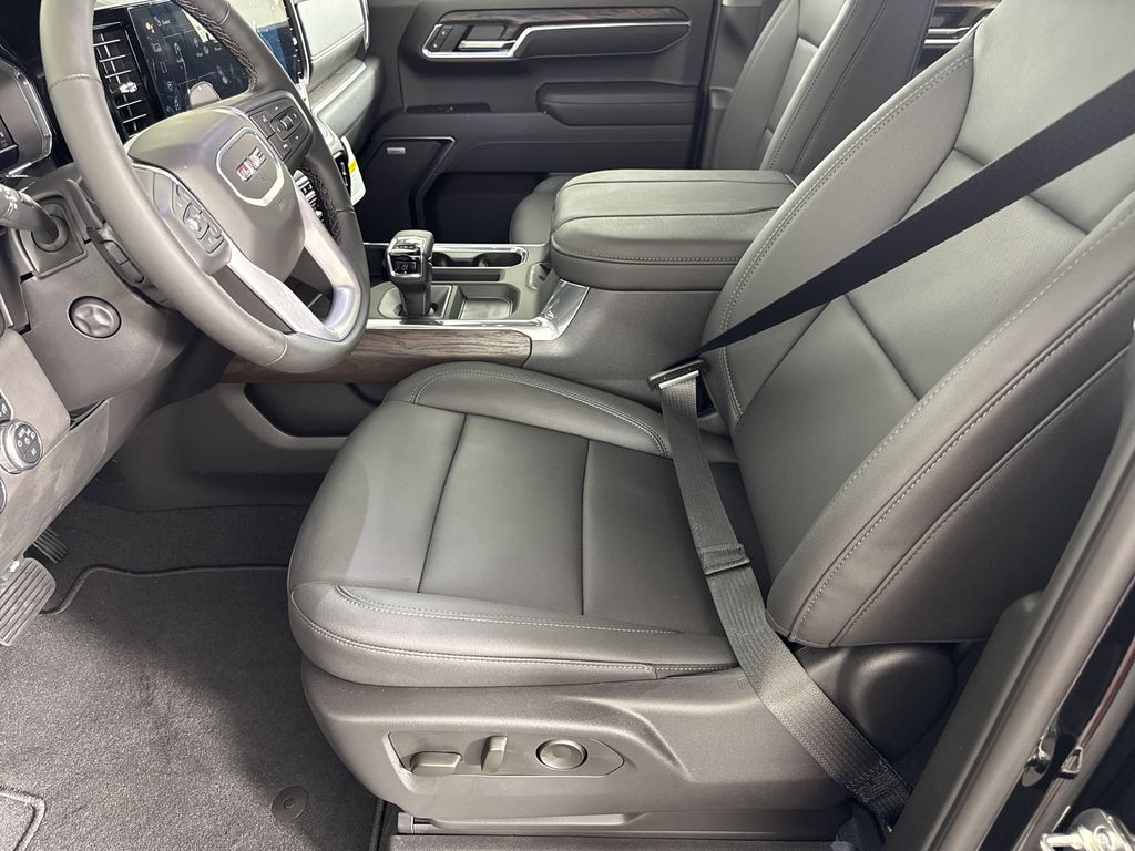 new 2025 GMC Sierra 1500 car, priced at $58,119