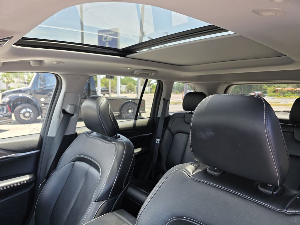 used 2023 Jeep Grand Cherokee car, priced at $27,595