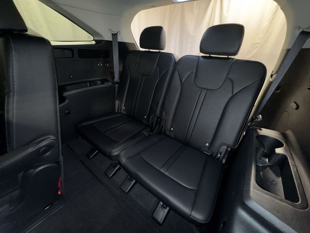 new 2025 Kia Sorento car, priced at $42,312