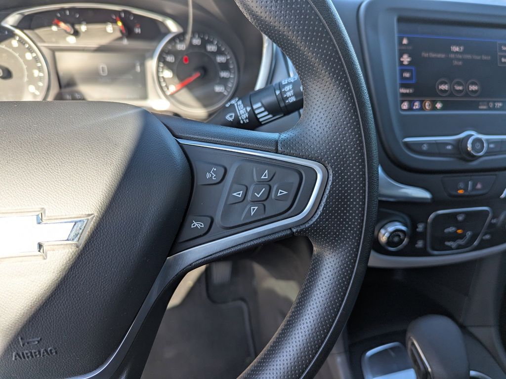 used 2023 Chevrolet Equinox car, priced at $20,991