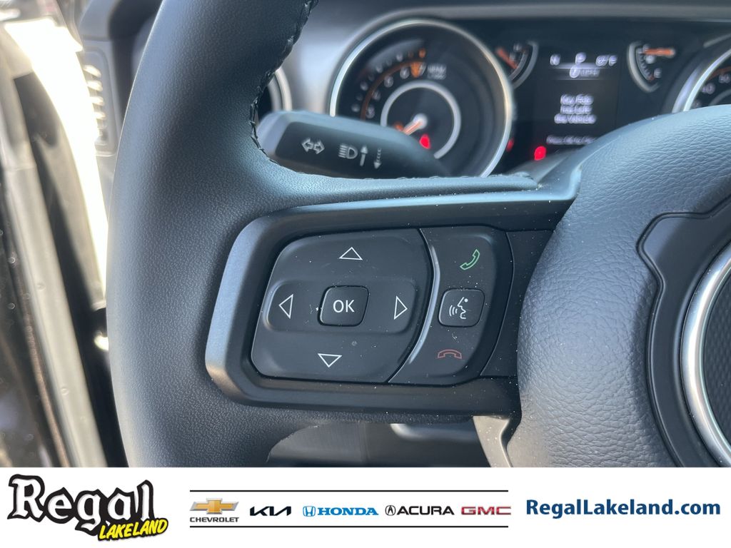 used 2023 Jeep Gladiator car, priced at $32,174