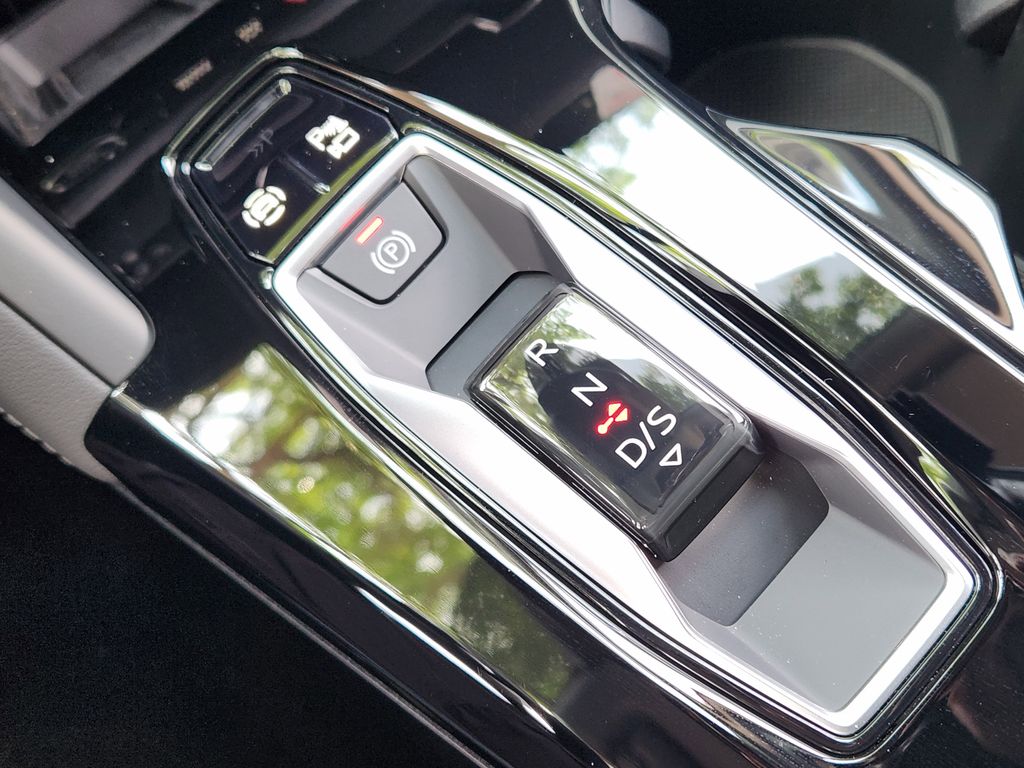 new 2025 Audi Q5 car, priced at $60,860