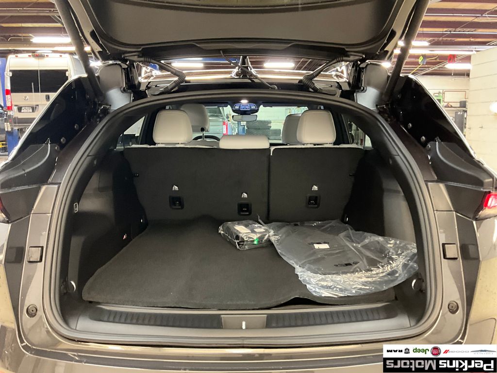 new 2025 Jeep Wagoneer S car, priced at $57,436