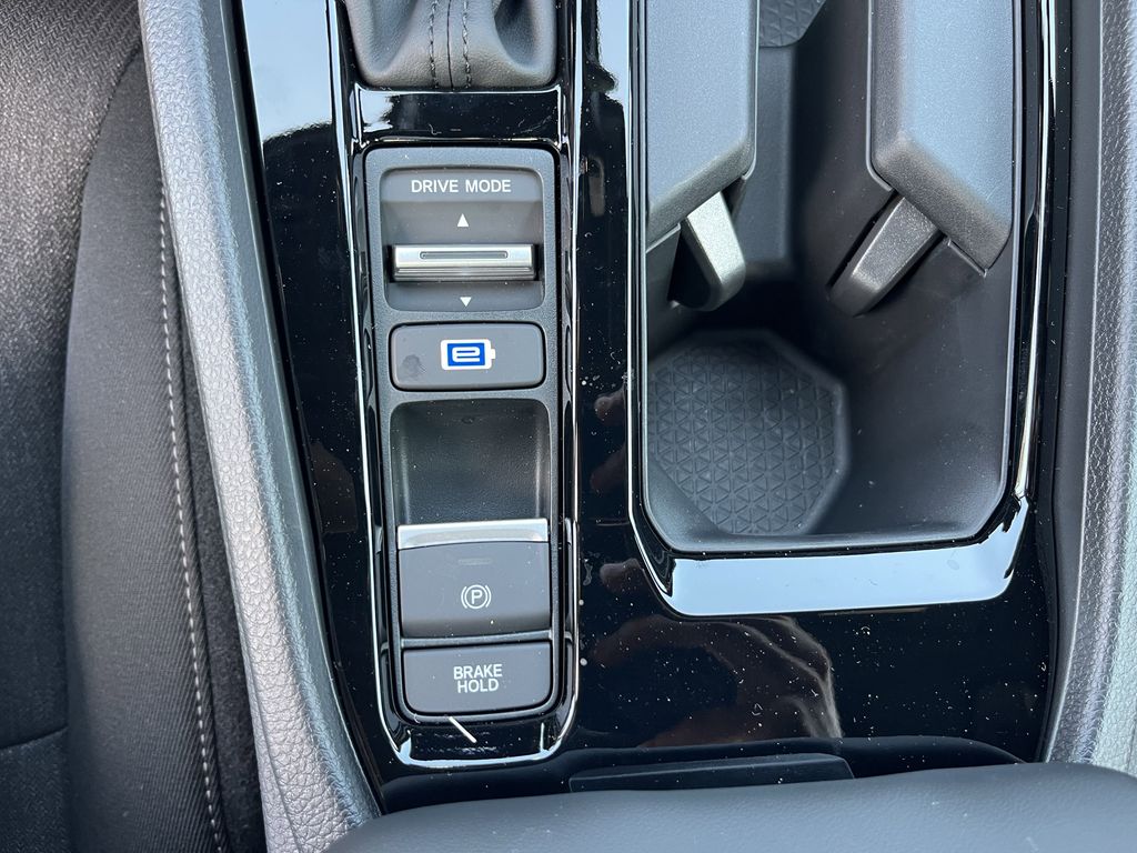 new 2025 Honda Accord Hybrid car, priced at $33,850