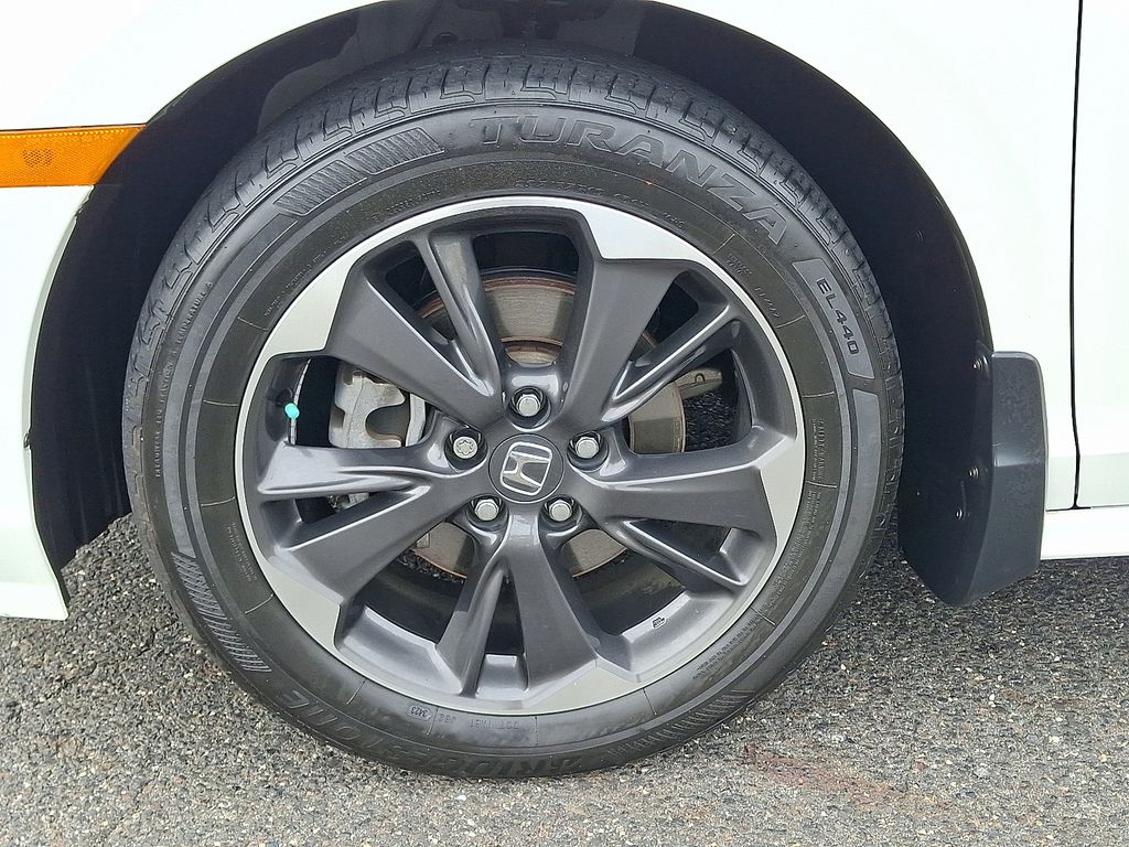 used 2024 Honda Odyssey car, priced at $40,995