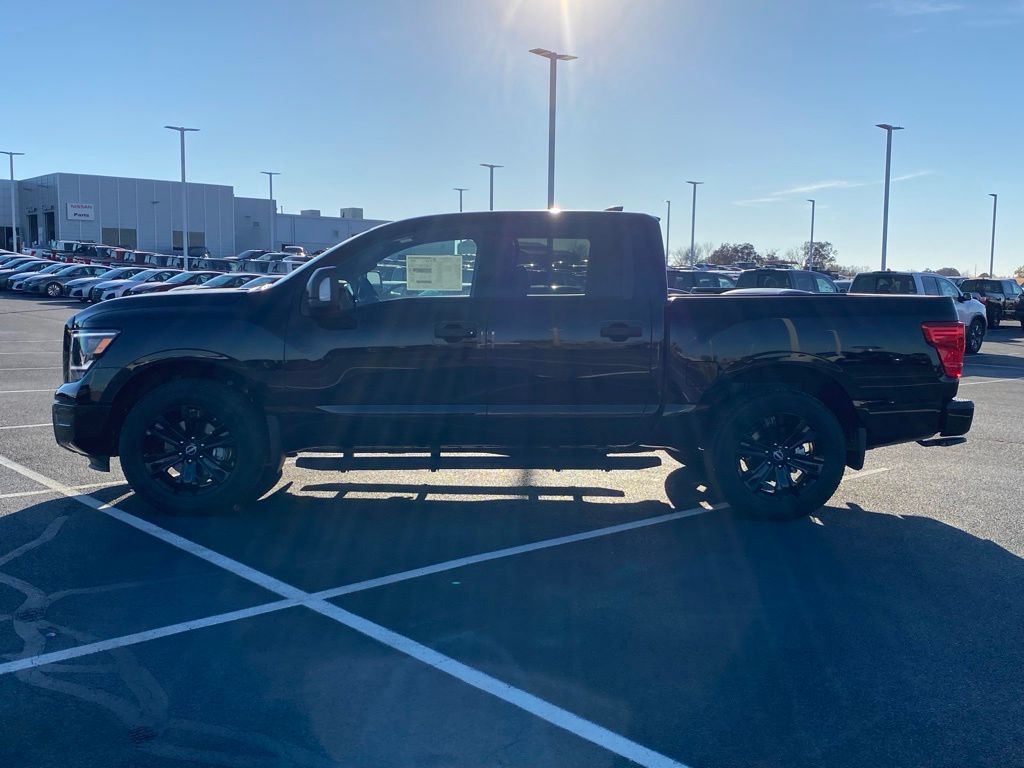 new 2024 Nissan Titan car, priced at $43,340