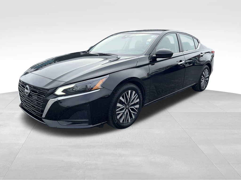 used 2023 Nissan Altima car, priced at $16,991