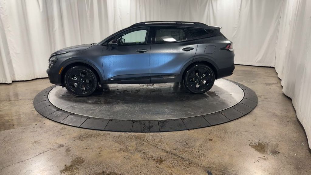 new 2025 Kia Sportage Plug-In Hybrid car, priced at $41,273