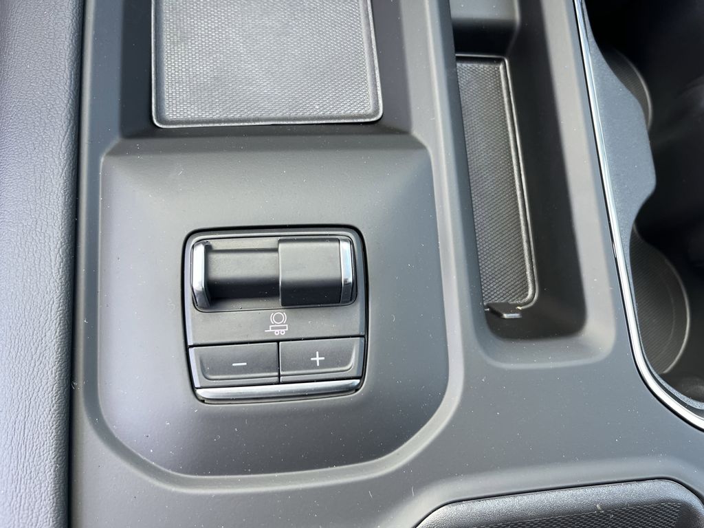 new 2025 GMC Sierra 2500HD car, priced at $79,336