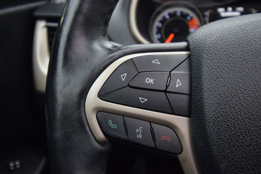 used 2016 Jeep Cherokee car, priced at $10,095