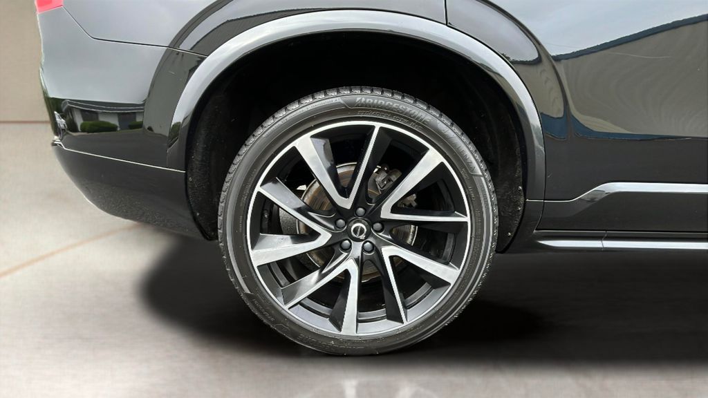 used 2022 Volvo XC90 car, priced at $35,400