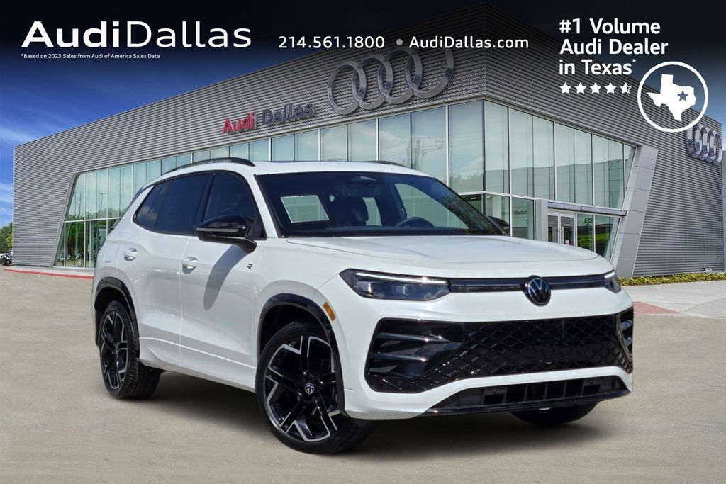 used 2025 Volkswagen Tiguan car, priced at $34,592