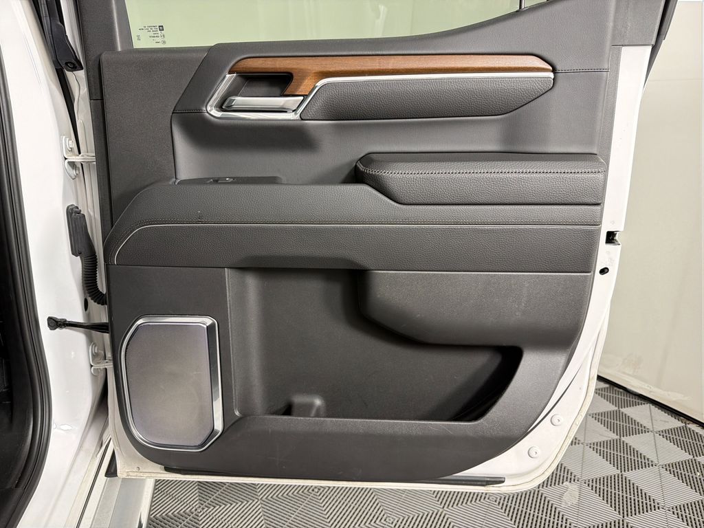 used 2023 GMC Sierra 1500 car, priced at $49,997