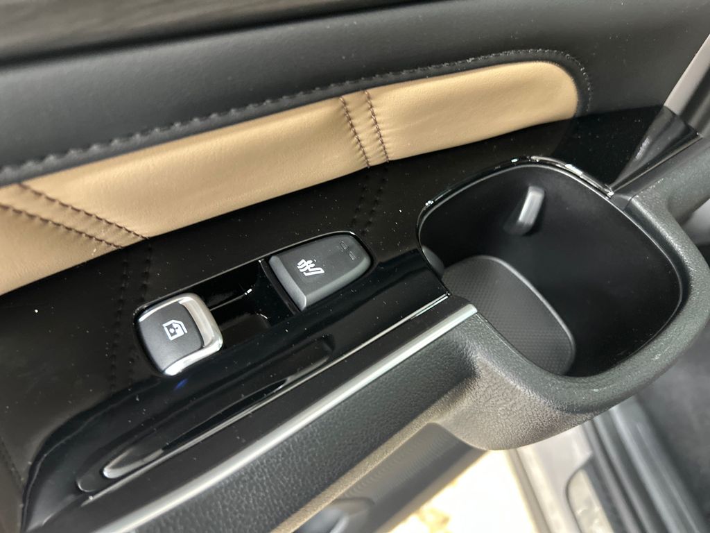 new 2025 Kia Sorento car, priced at $45,238