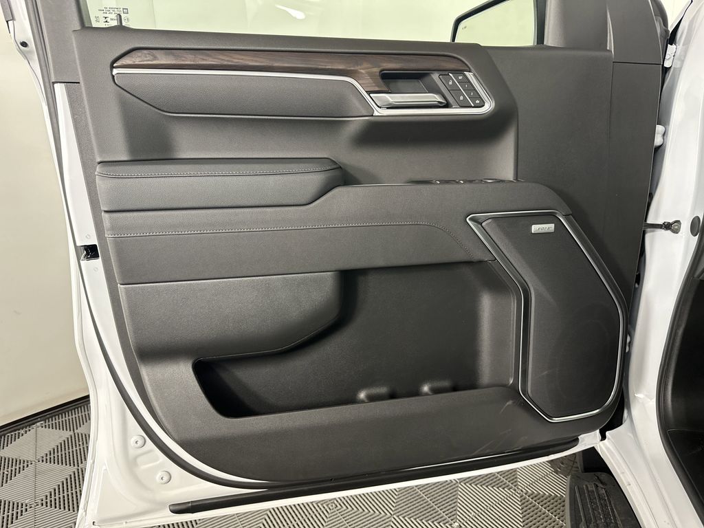 new 2025 GMC Sierra 1500 car, priced at $58,824