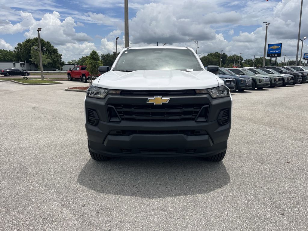 new 2025 Chevrolet Colorado car, priced at $30,400