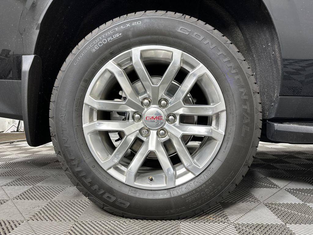 used 2023 GMC Yukon XL car, priced at $61,366