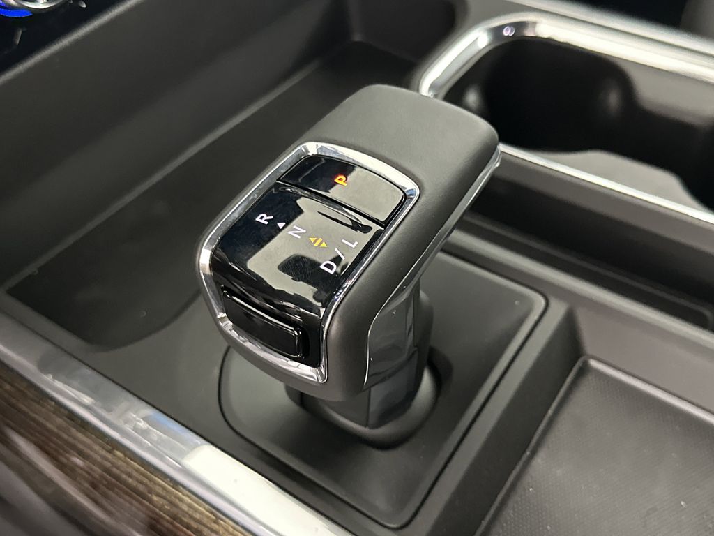 new 2025 GMC Sierra 1500 car, priced at $59,024