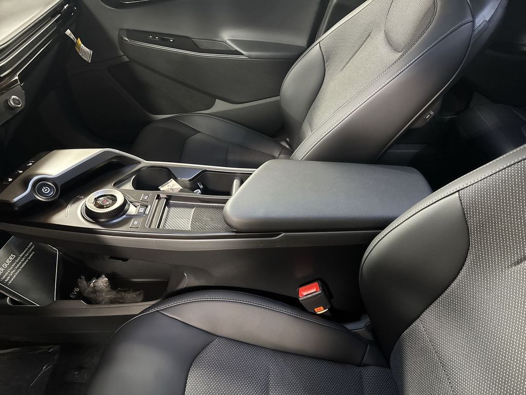 new 2025 Kia EV6 car, priced at $49,917
