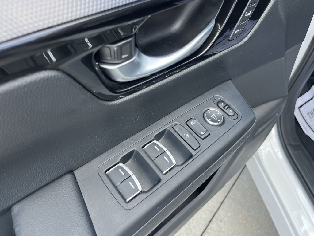 used 2023 Honda CR-V car, priced at $28,991