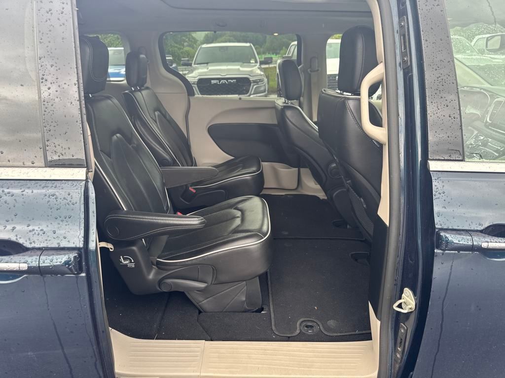 used 2022 Chrysler Pacifica car, priced at $22,751