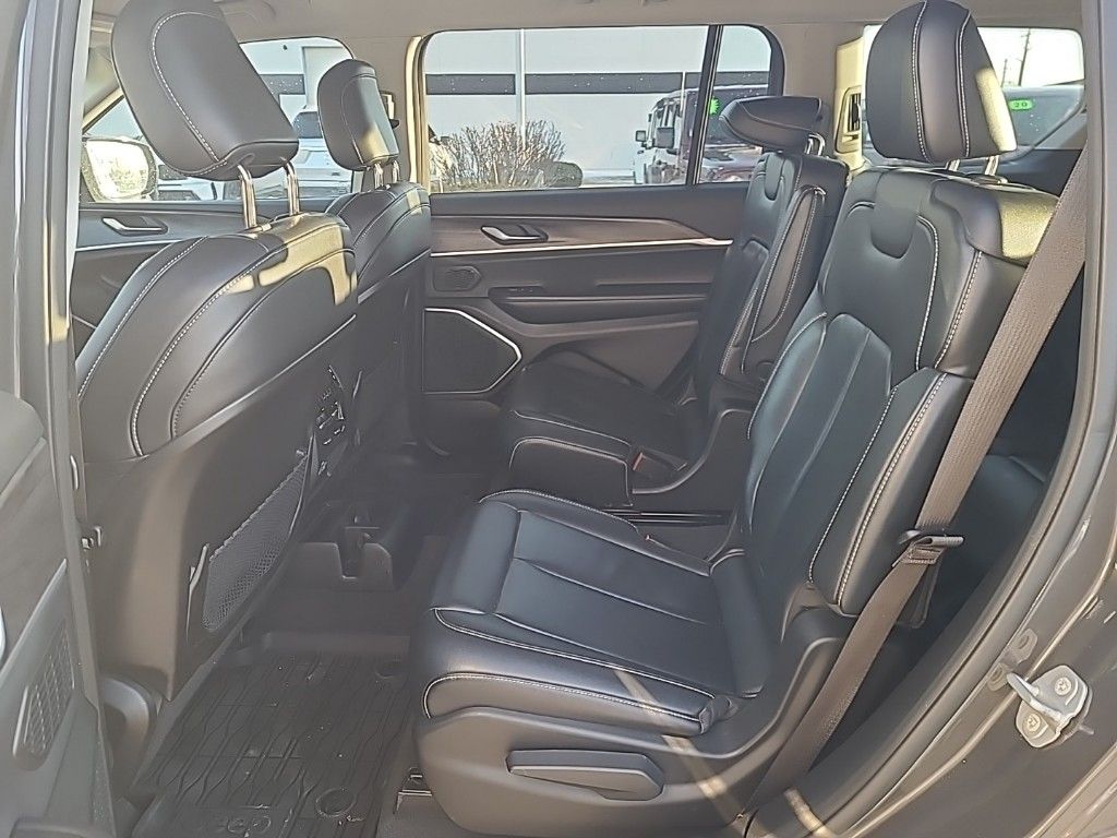 used 2021 Jeep Grand Cherokee L car, priced at $30,927