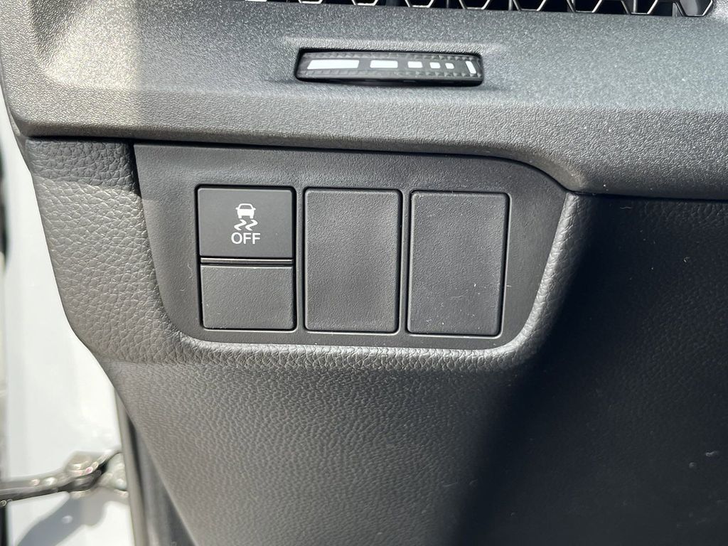 new 2025 Honda CR-V car, priced at $30,672