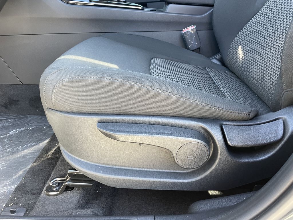 new 2025 Kia Sportage Hybrid car, priced at $28,753