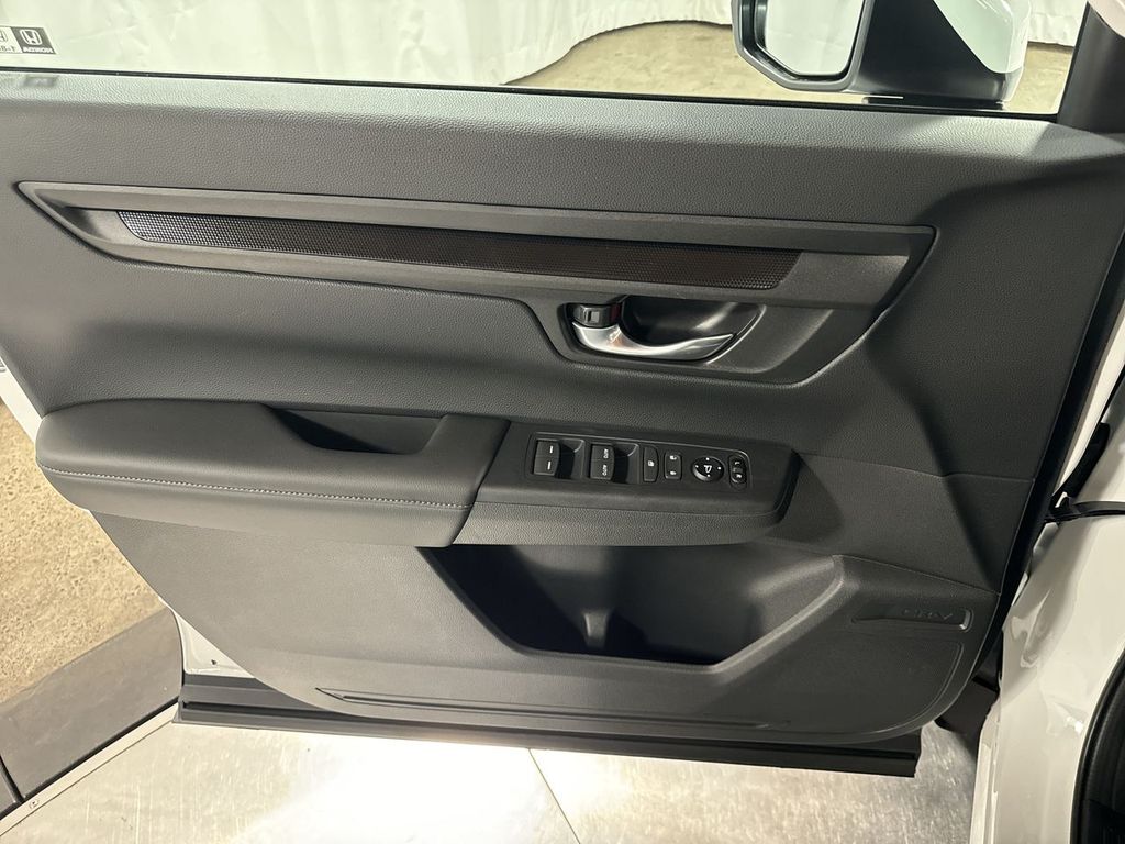 new 2025 Honda CR-V car, priced at $35,700