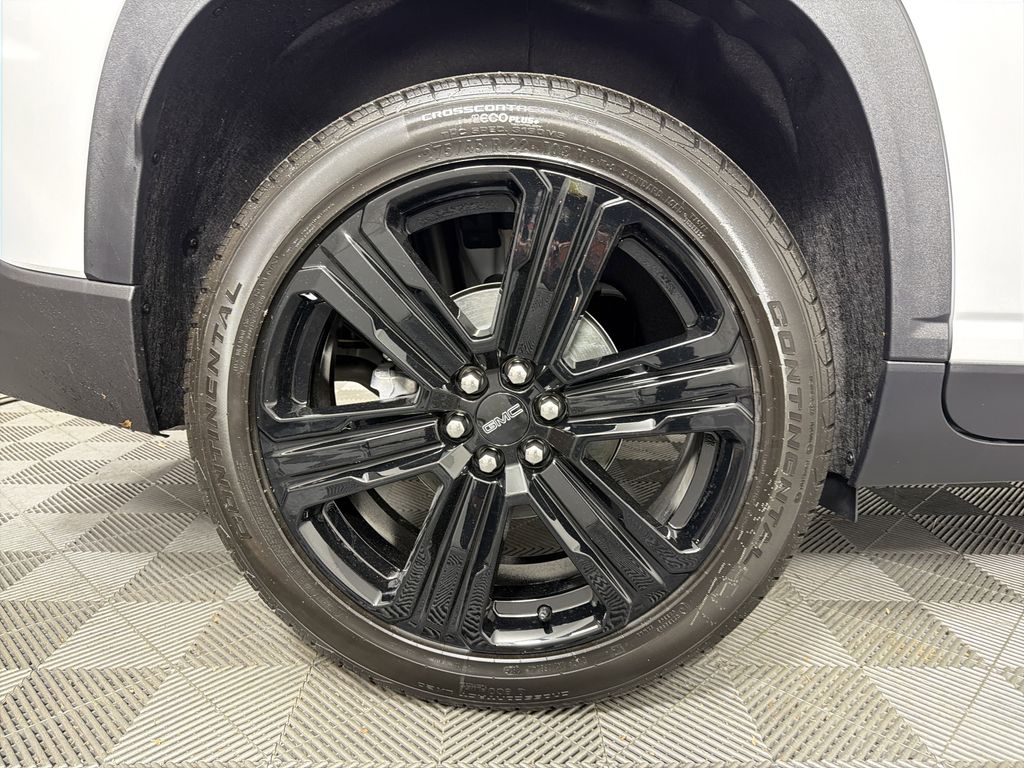 new 2026 GMC Acadia car, priced at $51,625