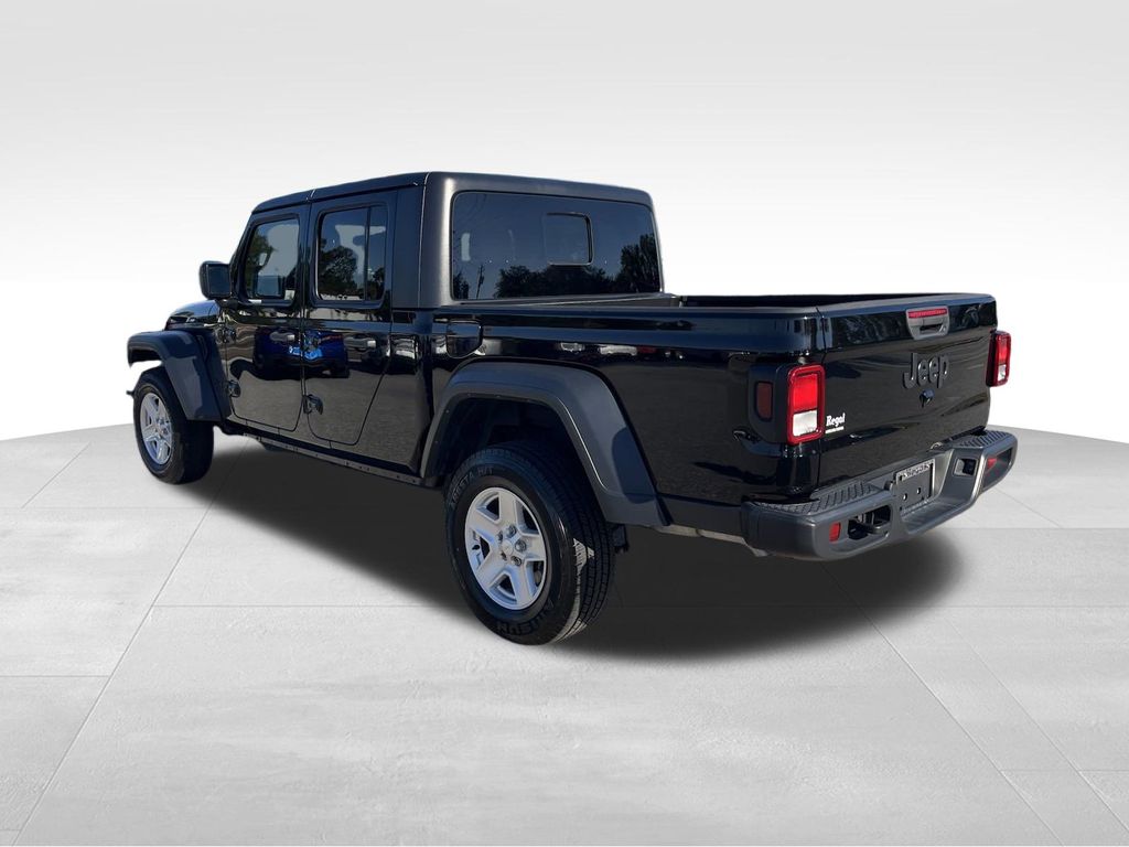 used 2023 Jeep Gladiator car, priced at $27,293