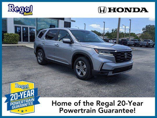 new 2025 Honda Pilot car, priced at $43,195