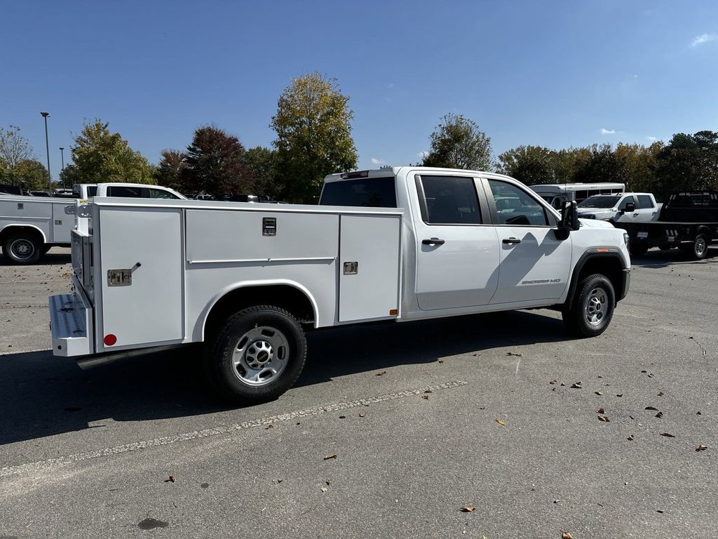new 2024 GMC Sierra 2500HD car, priced at $49,778