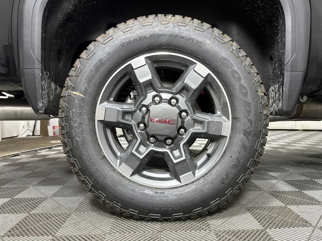 new 2025 GMC Sierra 2500HD car, priced at $79,765
