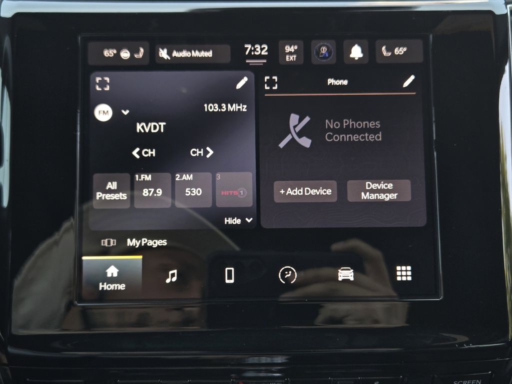 used 2025 Jeep Grand Cherokee car, priced at $35,695
