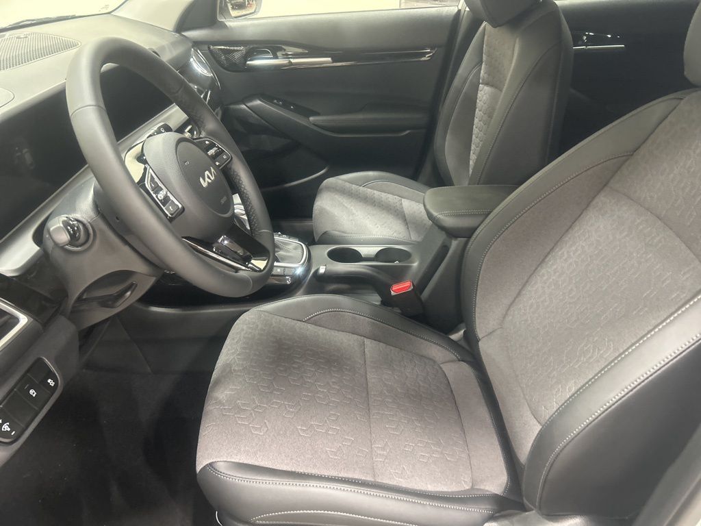 new 2026 Kia Seltos car, priced at $27,860