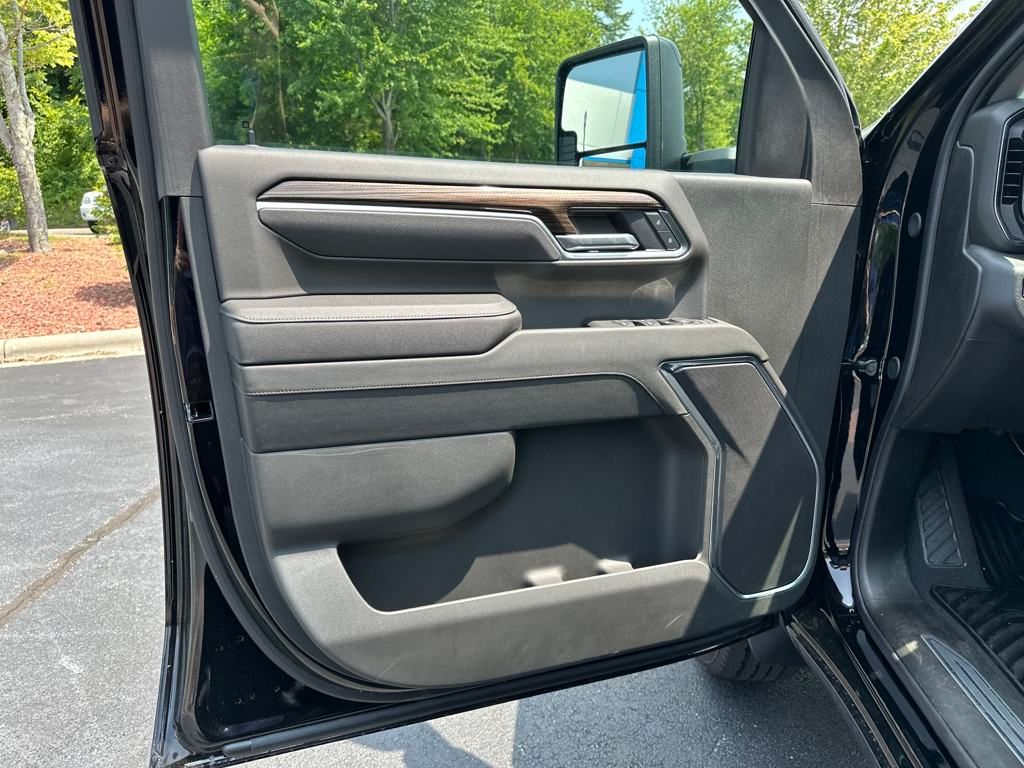 new 2025 Chevrolet Silverado 2500HD car, priced at $64,990