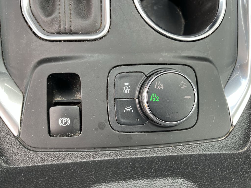 used 2019 Chevrolet Traverse car, priced at $17,991