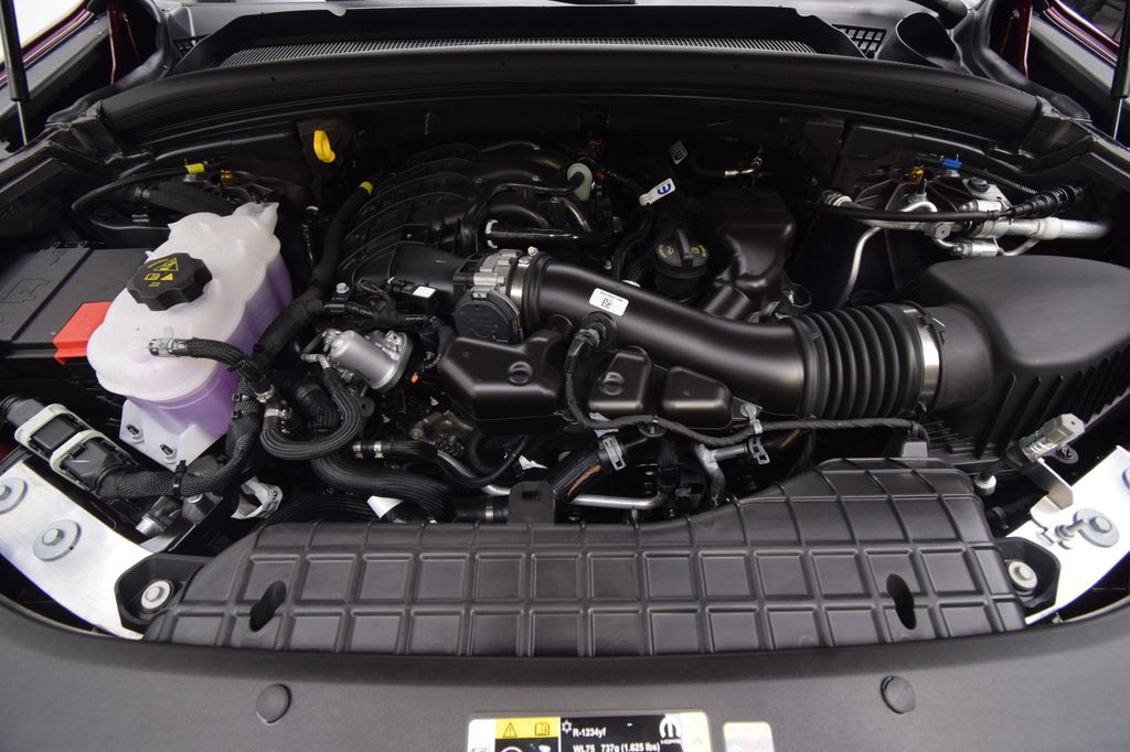 new 2025 Jeep Grand Cherokee car, priced at $61,204