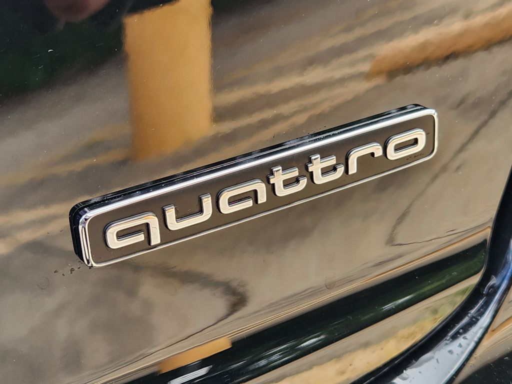 new 2025 Audi Q8 car, priced at $83,365