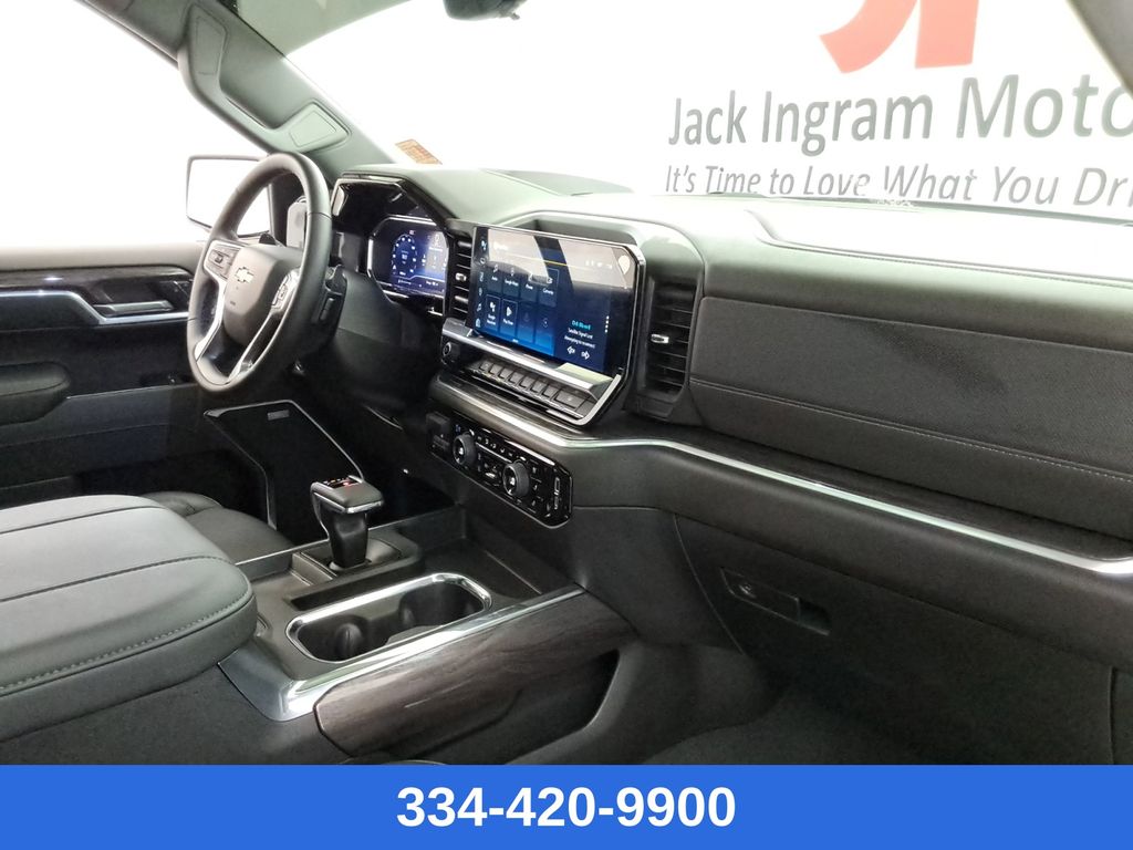 used 2025 Chevrolet Silverado 1500 car, priced at $55,252